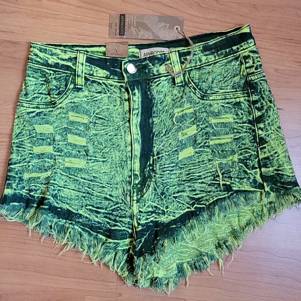 Aphrodite Shorts - image 1